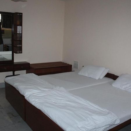 Service Apartments, Park Street, Calcutta Eksteriør bilde