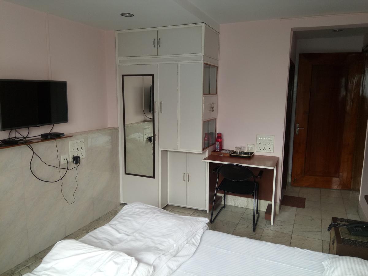 Service Apartments, Park Street, Calcutta Eksteriør bilde
